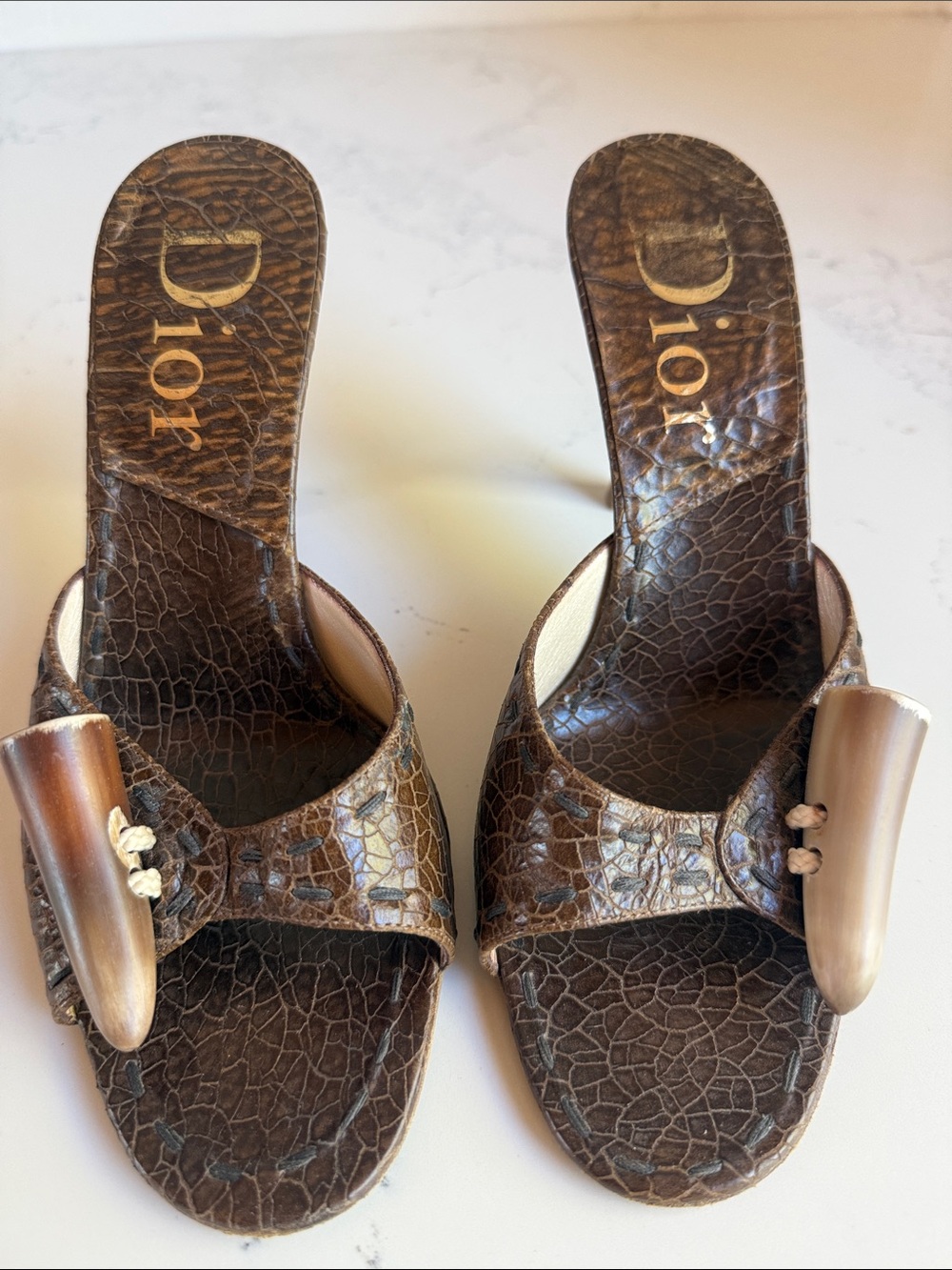 Christian Dior Horn Toggle Croc-Embossed leather Y2k Vintage Galliano Heels 39